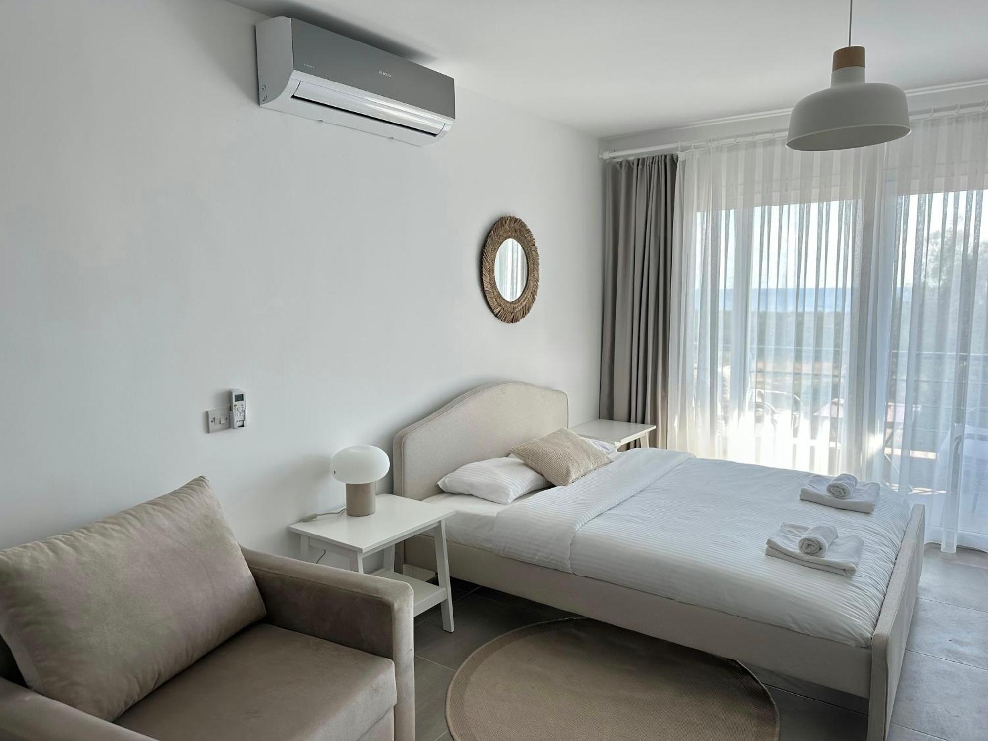 Relaxing Apartaments Near The Sea Vokolidha Esterno foto